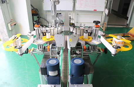 雙面不干膠貼標(biāo)機(jī) 伺服引擎40型